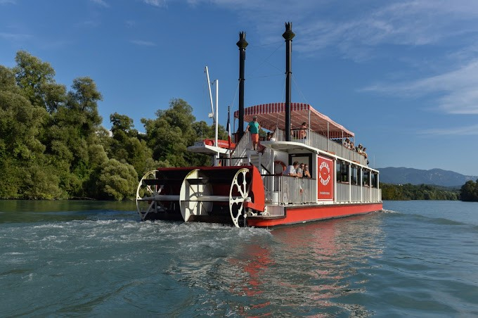 BATEAU_A_ROUE_SUR_LA_SÔNE